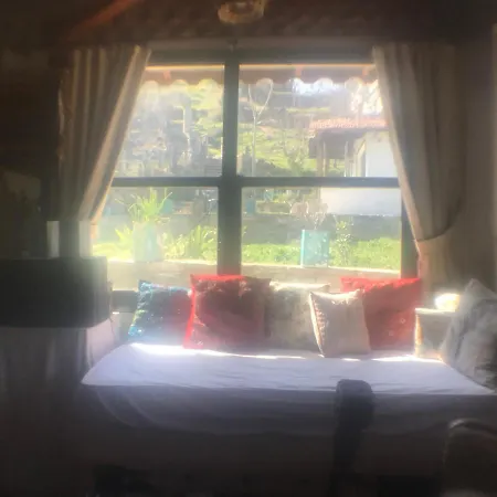 Alice Pansiyon Cottage House Selçuk
