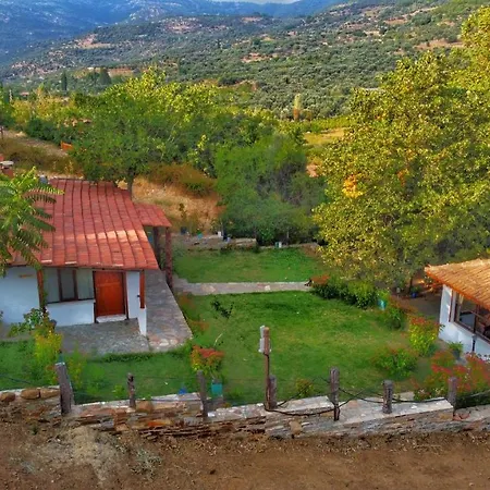 Ubytování v soukromí Alice Pansiyon Cottage House Selcuk